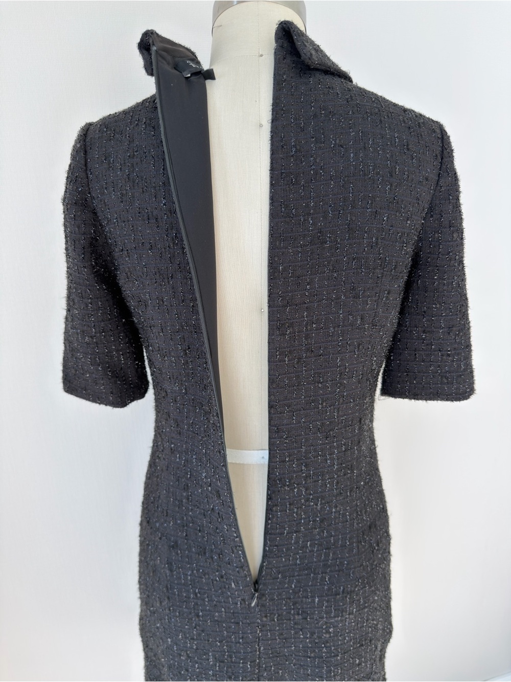 Teri Jon Chanel-Inspired Textured Dress Size 4 - Picture 7 of 15